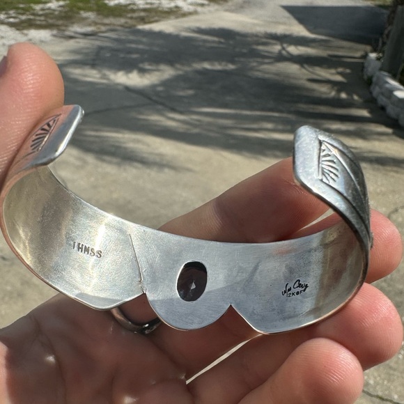 Leo James Vintage Native American Navajo Gold Kokopelli Sterling Silver Bracelet - Picture 14 of 15